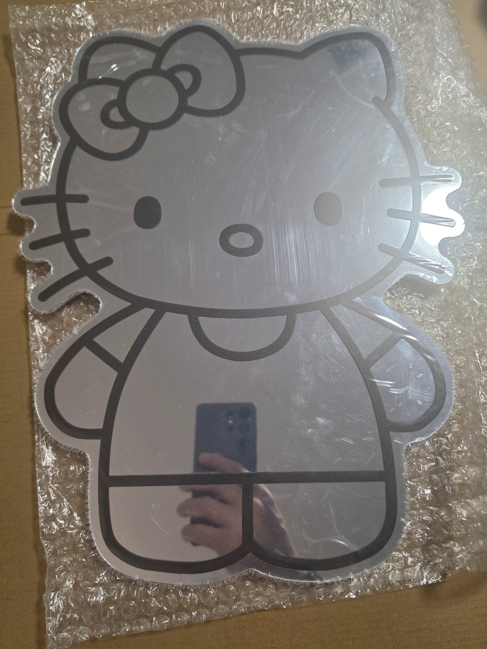 Hello Kitty Mirror